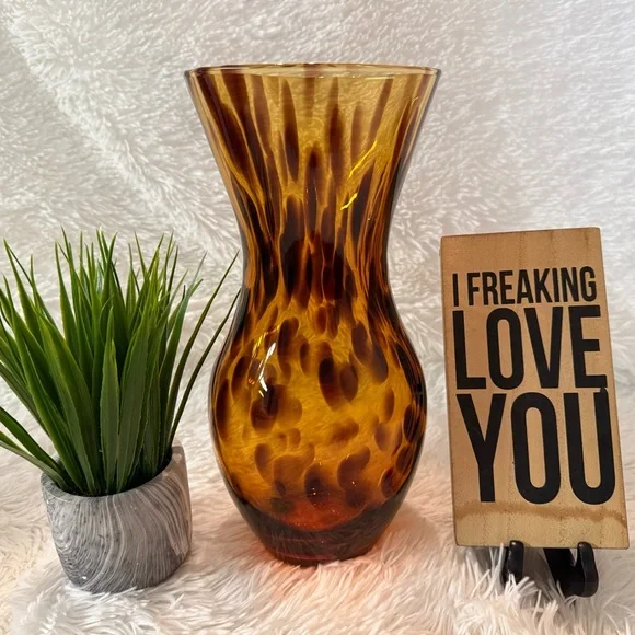 Made in Italy Tortoise Shell Design Decorative Vase - Picture 1 of 6